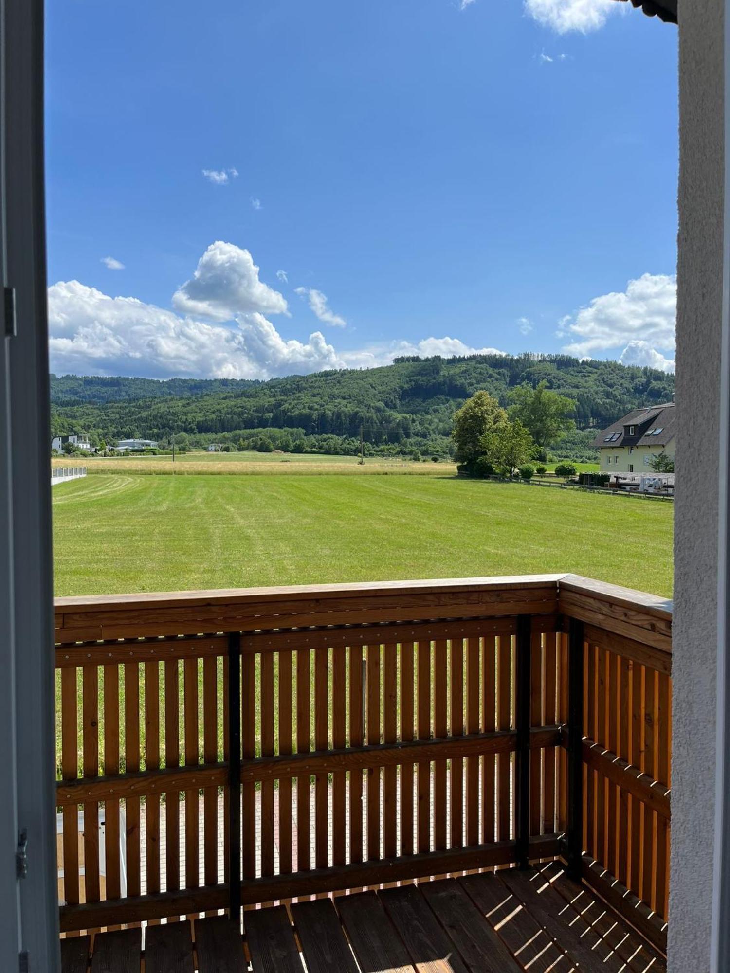Danner Familien-Ferienwohnungen Schoerfling Am Attersee Schörfling Exterior foto
